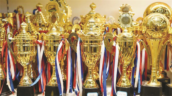 4-2 图2义乌国际商贸城一家店.jpg