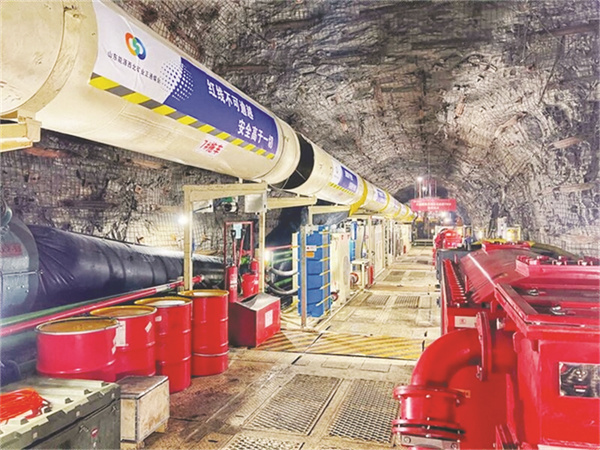 1-4 2 3正通煤业TBM作业现场.jpg