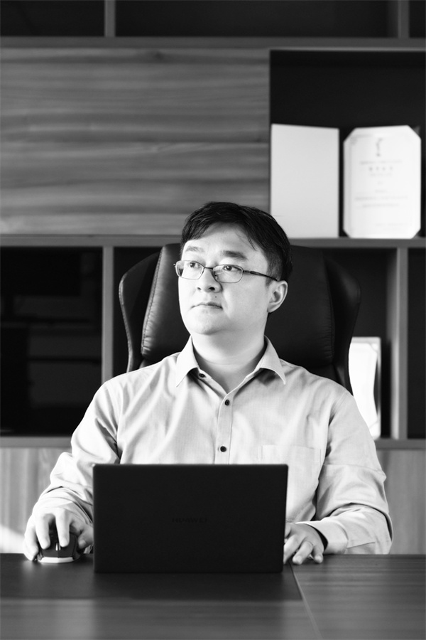 7-1 图1刘总 配图.jpg