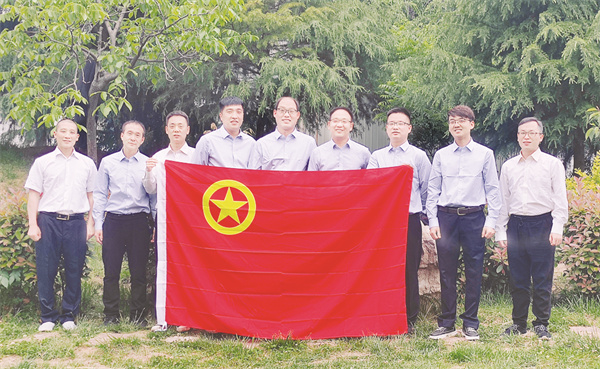 8-1 1孟津煤矿：拨响.jpg