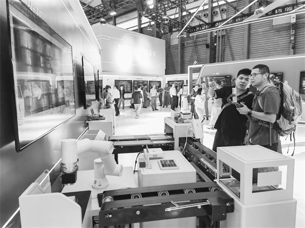 3-3 3，6月26日，在中国移.jpg