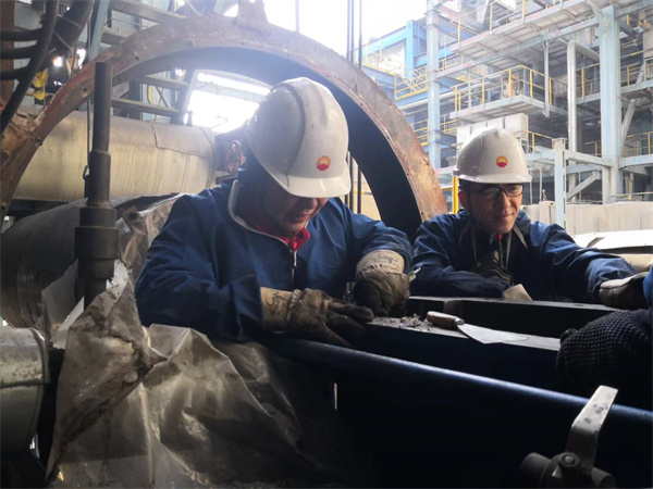 6图片新闻 兰州石化实施在役设备“特护”管理.jpg