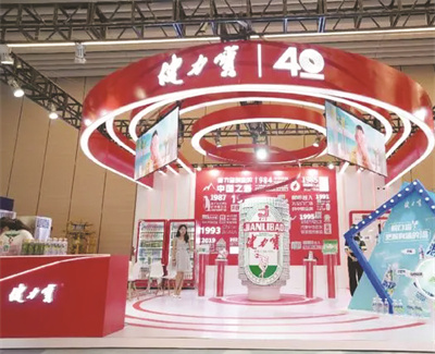 4-4 图5国货品牌”焕发.jpg