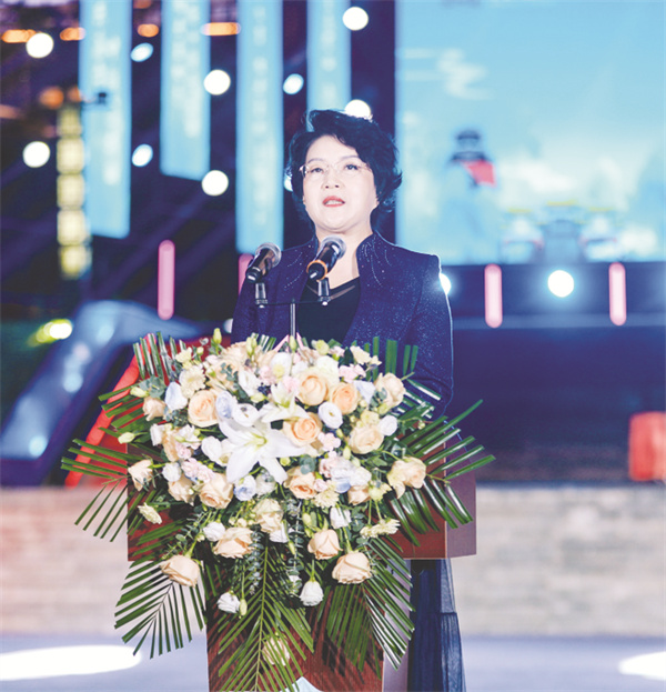 5-3 2 2霍州市委书记李青雁致辞.jpg