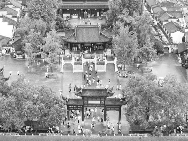 1722255515330838.jpg 3-1 1,南京夫子庙景区游览 杨素平 摄.jpg