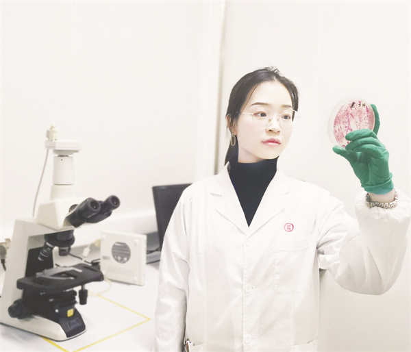 1722420424324929.jpg 8-1 1 劲牌科研.jpg