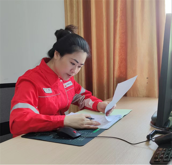 1 荣耀之路，跨越沙海1291.jpg