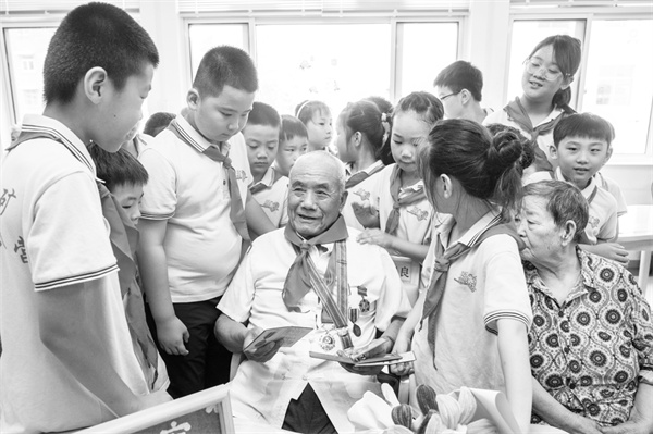 6-3 4图片新闻 山东能源.jpg