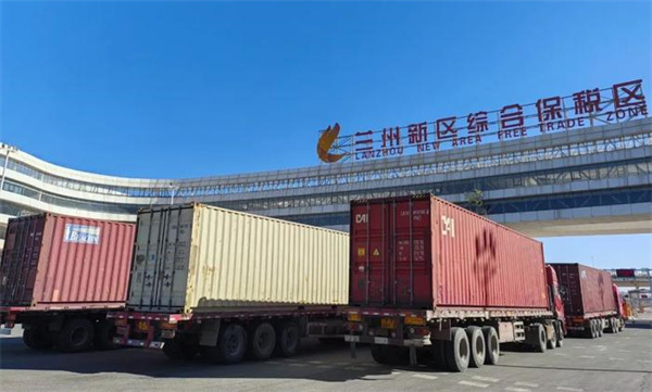 5 荒滩起新城.jpg
