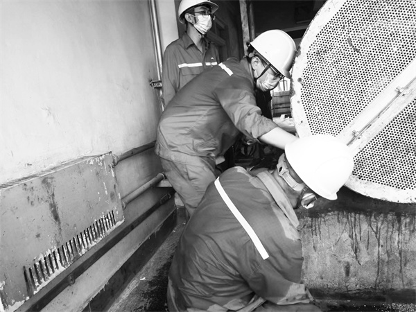 2-5 8，高“烤”.jpg