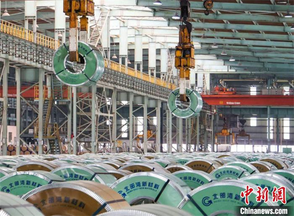 1 图为整装待发的北港新材料不锈钢冷轧卷。广西北部湾国际港务集团有限公司供图.jpg