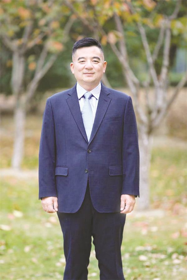 1725976129585158.jpg 5-2 5如皋市五山漂染有限责任公司董事长吴进.jpg