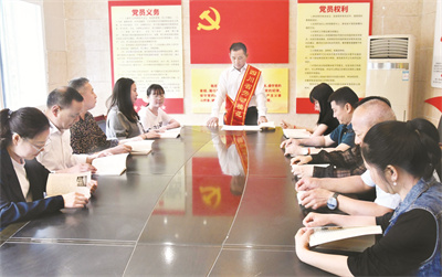 1728796384672830.jpg 8-1 1、唐家河煤矿特色党课走新更走心.jpg