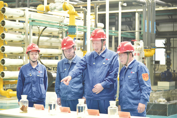 1-1 1 1 豫光集团党委书记、董.jpg