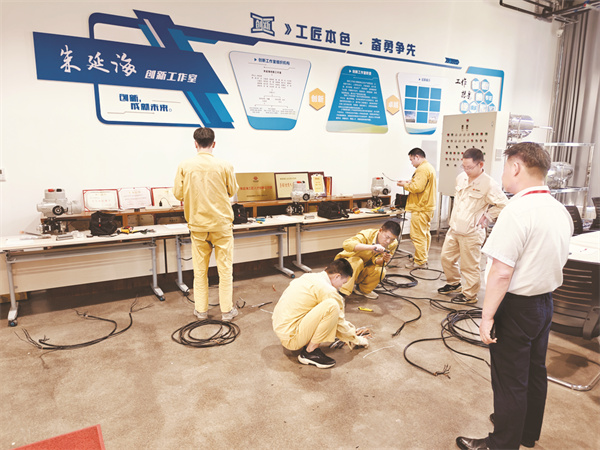 8-1 1 朱延海命名创新工作室.jpg