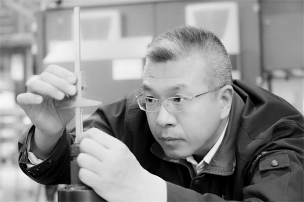 1732102005967604.jpg 7-2 2 刘新勇:匠心独运领风华.jpg