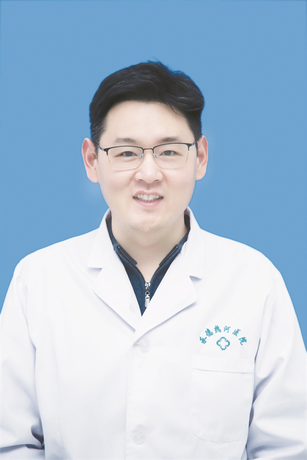 1732191125619402.jpg 8-2 2文:翟思中.jpg