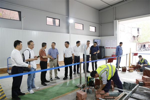 4 2024住房城乡建设行业职业技能大赛（砌筑工）上海选拔赛举行.JPG