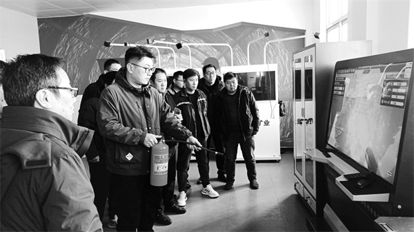 6-5 7图片新闻“应急救援.jpg