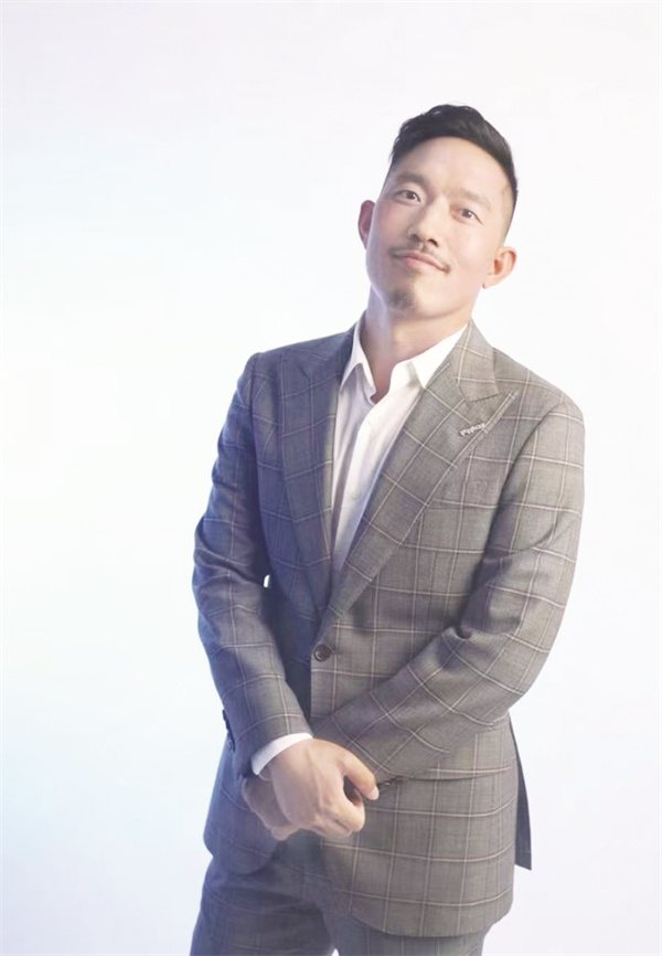 1733140076968859.jpg 5-2 5杨清清NYX国际大奖.jpg