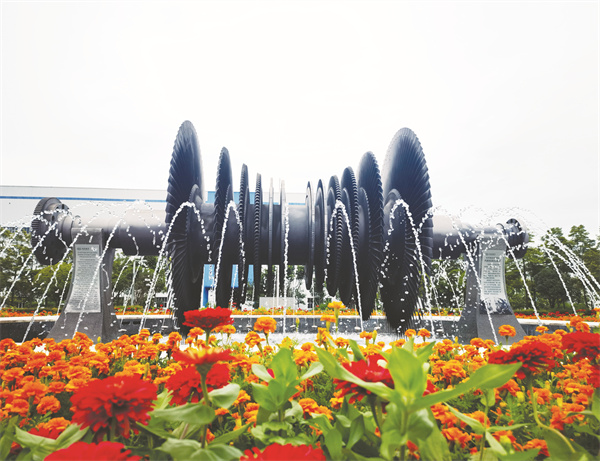 5-5 5第一代“东方争气机”的.jpg