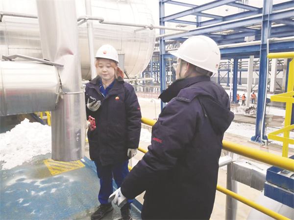 5-5 5图片新闻 兰州石化靶向.jpg