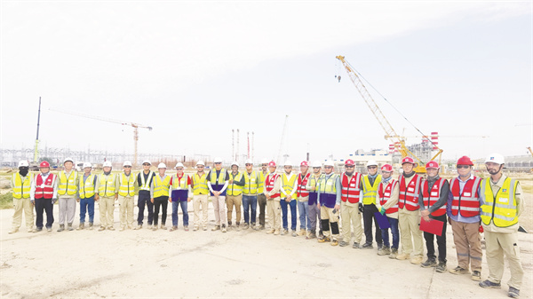 8-3 现场安全和施工团队联合安全检查.jpg