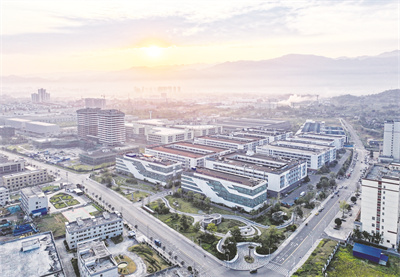 1739519988561823.jpg 1-1 1 1 让老工矿城市依.jpg