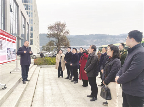 1739794518438950.jpg 4-3 1 3,永顺县委书记向加.jpg