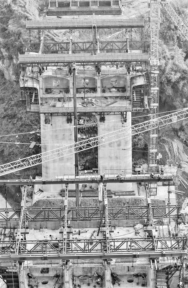 3-2 4 2 西渝高铁建设再提速 (2).jpg