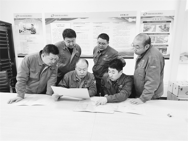 2-1 1 1 一场双向奔赴的生产大协作 图1.jpg