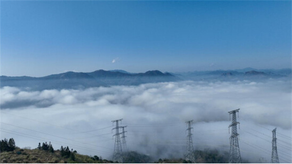 1742696733645775.jpg 图3“空中监理”为工程安全质量加码(1).jpg