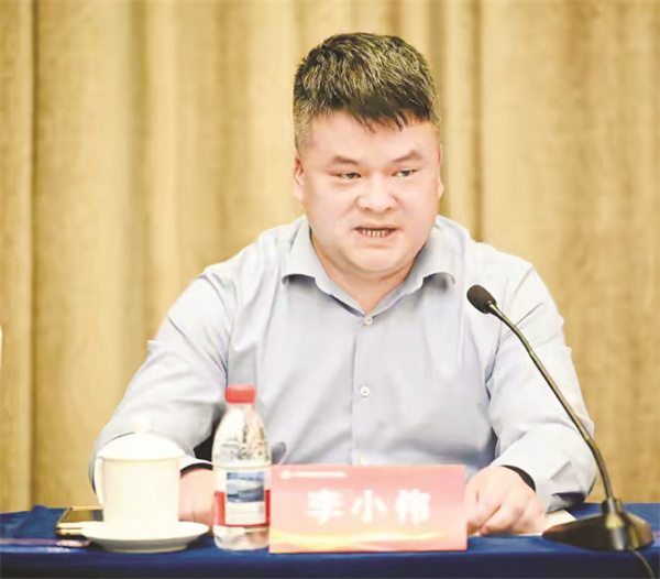 1742988712190571.jpg 1-6 2 5 北京民营经济发展促进会党支部书记.jpg