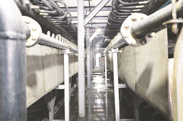 5-1 图1接水槽.jpg