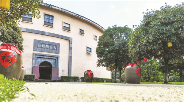 8-1 图1秉承传统.jpg