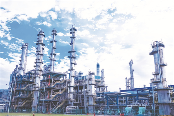 5-1 1擦亮金名片 激发新动能.jpg