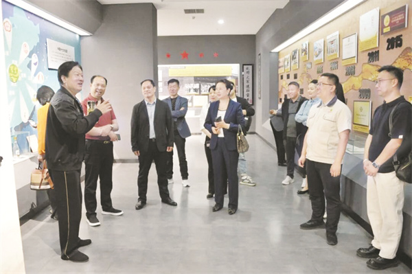 1745496687797659.jpg 8-4 图7.jpg