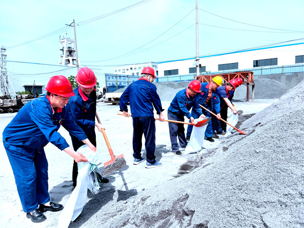 图5未雨绸缪 以练筑防.jpg