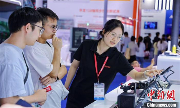 3 2025成都国际工业博览会启幕.jpg