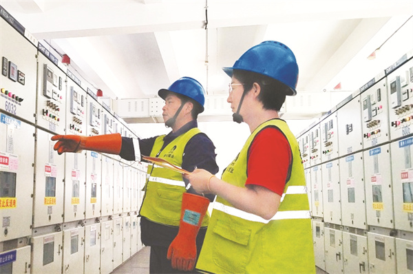 8-1 4图片新闻 青东煤矿对.jpg