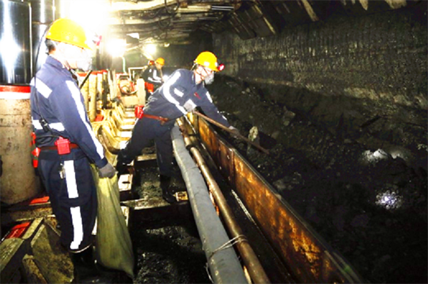 1750763962684020.png 1张家峁矿业:激活班组创新细胞 释放新质生产力2.png