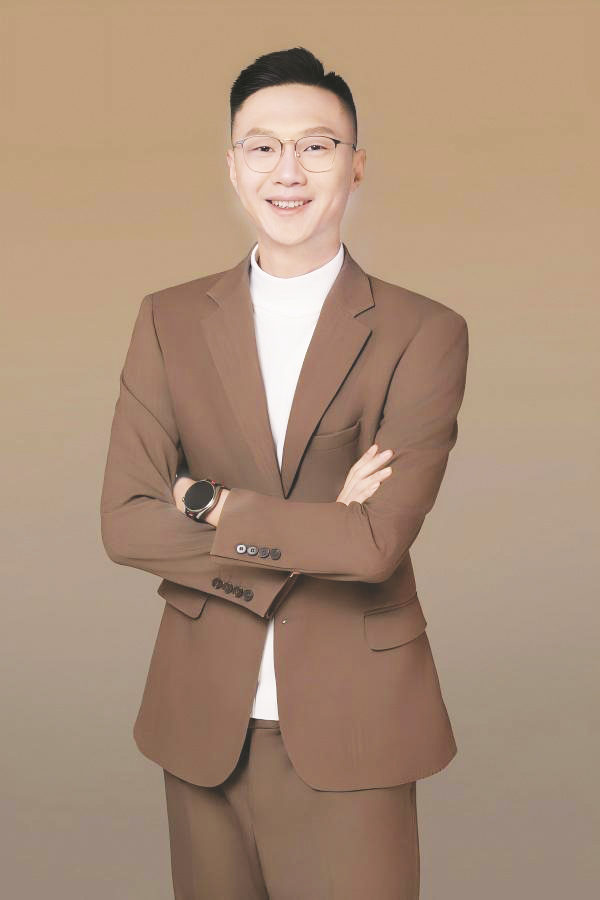 8-2 图2丁成龙.jpg