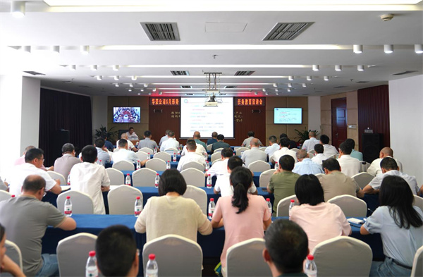 1755088540503174.jpg 1 图为华荣能源公司形势任务教育宣讲会.jpg