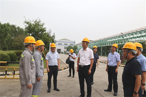2 张家港市委常委、副市长李炳龙到张家港联合铜业走访调研.jpg