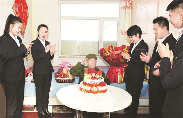 4-1 4 1 抗战老兵冯国卿（2024年逝世，享年100岁 ）.jpg