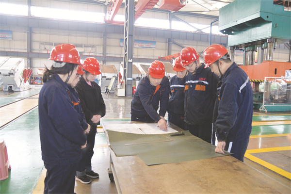 5-1 1 1“精准鉴定”算细.jpg