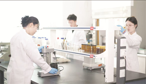 5-4 6 必发图片新闻 胜工石油.jpg