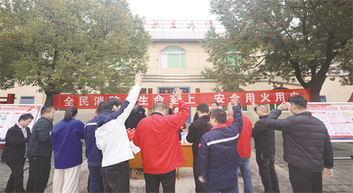 8-1 2许疃矿举办安全宣传月有奖知识问答.jpg