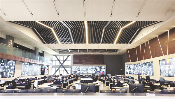 1764853949599877.jpg 4-1 1 西昌钢钒炼铁厂智慧炼铁集控大厅.jpg