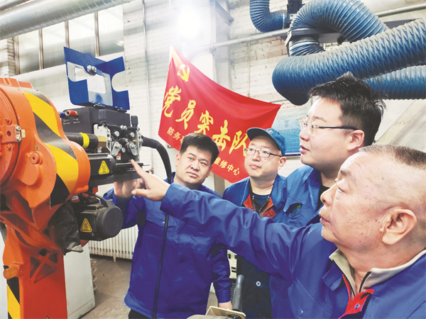 5-1 图1防务事业部设备维修.jpg